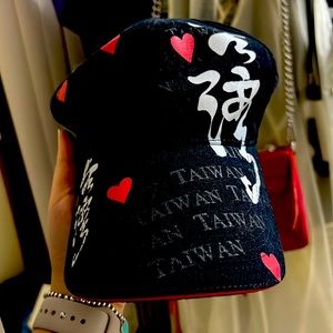 Cute cap from Taiwan NWT